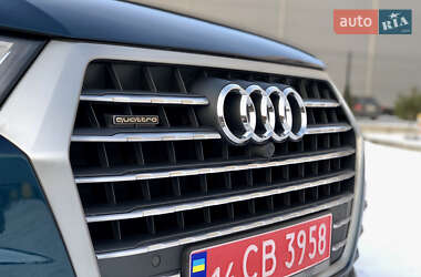 Внедорожник / Кроссовер Audi Q7 2017 в 