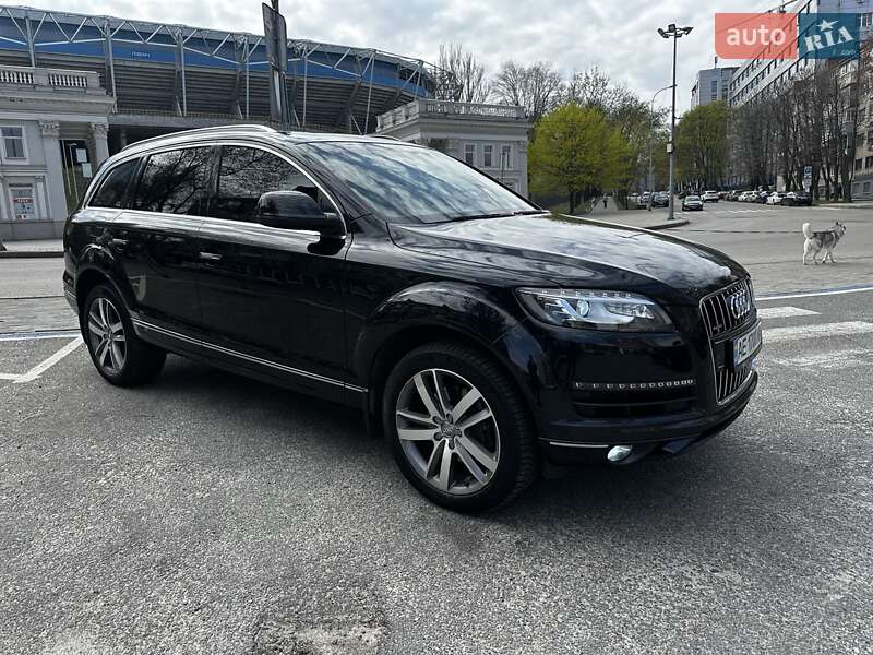 Внедорожник / Кроссовер Audi Q7 2013 в Днепре