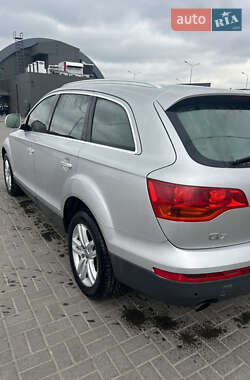 Внедорожник / Кроссовер Audi Q7 2007 в 