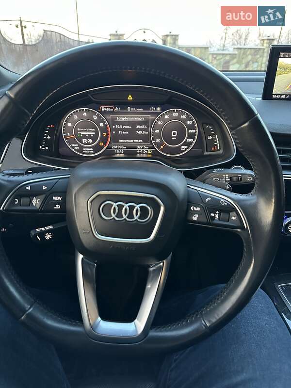 Позашляховик / Кросовер Audi Q7 2016 в Івано-Франківську
