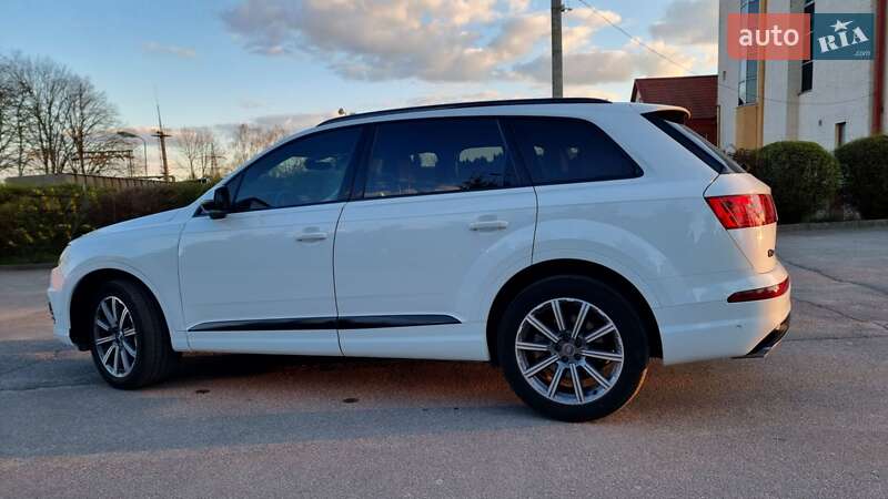 Позашляховик / Кросовер Audi Q7 2018 в Тернополі