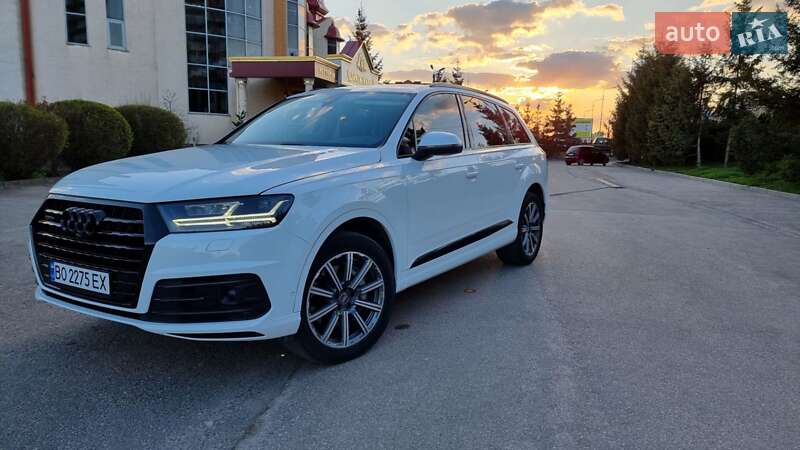Позашляховик / Кросовер Audi Q7 2018 в Тернополі