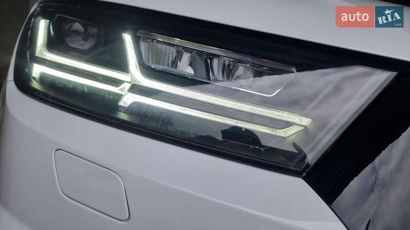Позашляховик / Кросовер Audi Q7 2018 в Тернополі
