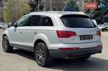 Внедорожник / Кроссовер Audi Q7 2013 в 
