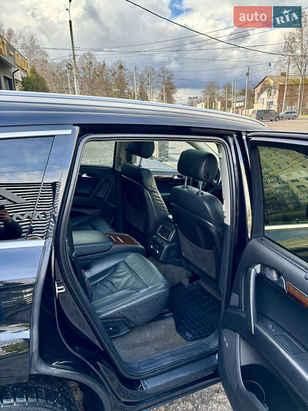 Внедорожник / Кроссовер Audi Q7 2007 в Сумах