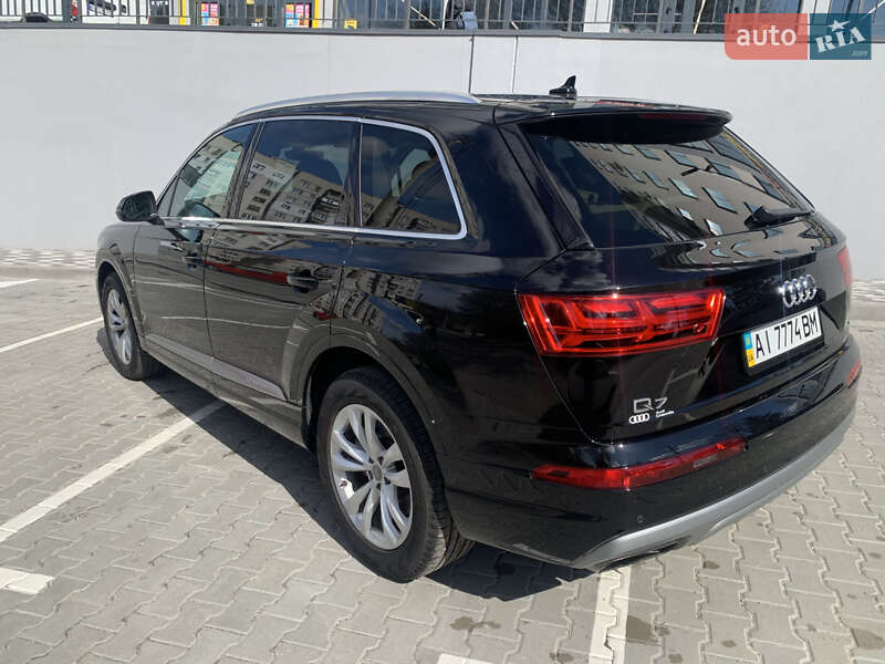 Внедорожник / Кроссовер Audi Q7 2019 в Фастове