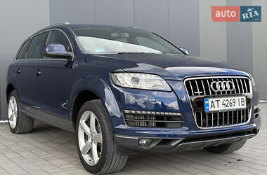 Внедорожник / Кроссовер Audi Q7 2012 в 