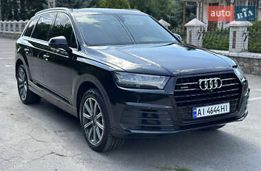 Внедорожник / Кроссовер Audi Q7 2015 в 