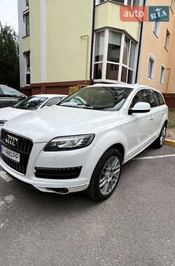 Внедорожник / Кроссовер Audi Q7 2014 в Ирпене