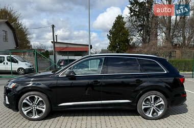 Внедорожник / Кроссовер Audi Q7 2020 в 
