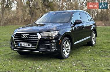 Позашляховик / Кросовер Audi Q7 2017 в 