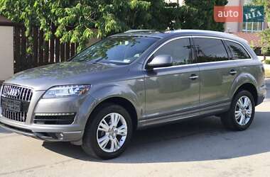 Внедорожник / Кроссовер Audi Q7 2010 в 