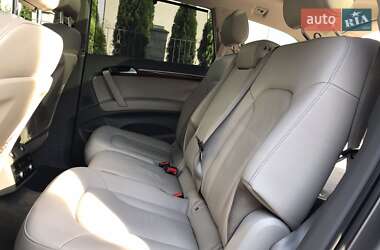 Внедорожник / Кроссовер Audi Q7 2010 в 