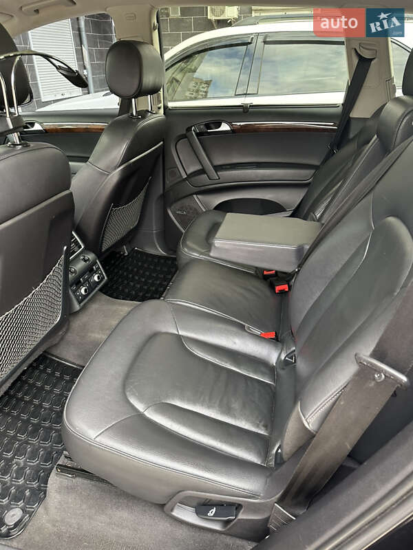 Внедорожник / Кроссовер Audi Q7 2013 в Киеве