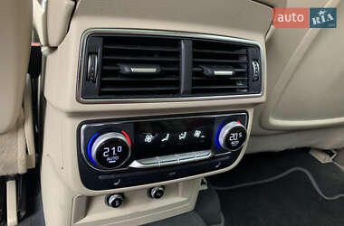 Внедорожник / Кроссовер Audi Q7 2018 в 