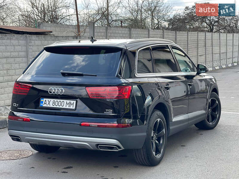 Внедорожник / Кроссовер Audi Q7 2018 в Харькове