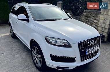 Позашляховик / Кросовер Audi Q7 2012 в 