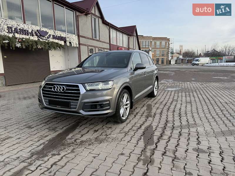 Внедорожник / Кроссовер Audi Q7 2016 в Коломые