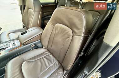 Позашляховик / Кросовер Audi Q7 2012 в 