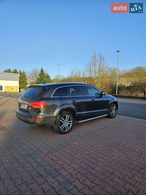 Внедорожник / Кроссовер Audi Q7 2007 в Житомире
