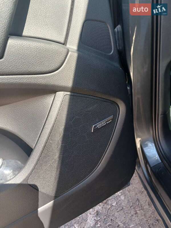 Внедорожник / Кроссовер Audi Q7 2015 в Винниках