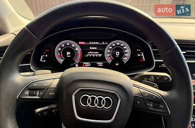 Внедорожник / Кроссовер Audi Q7 2022 в 