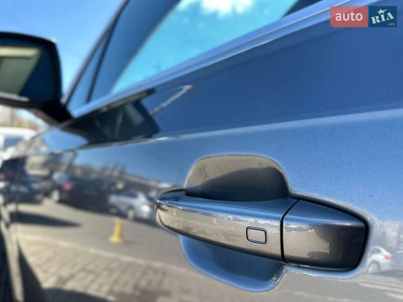 Внедорожник / Кроссовер Audi Q7 2018 в Киеве