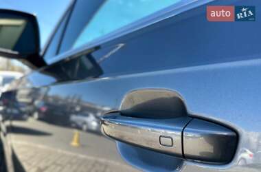 Внедорожник / Кроссовер Audi Q7 2018 в 