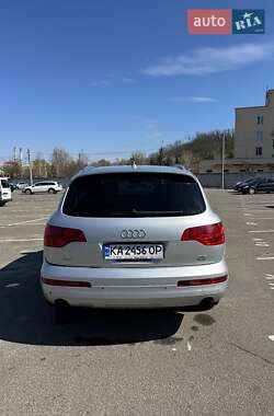 Внедорожник / Кроссовер Audi Q7 2007 в 