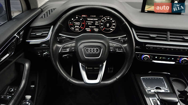 Позашляховик / Кросовер Audi Q7 2016 в Львові