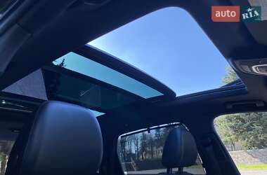 Позашляховик / Кросовер Audi Q7 2016 в 
