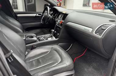 Внедорожник / Кроссовер Audi Q7 2012 в 