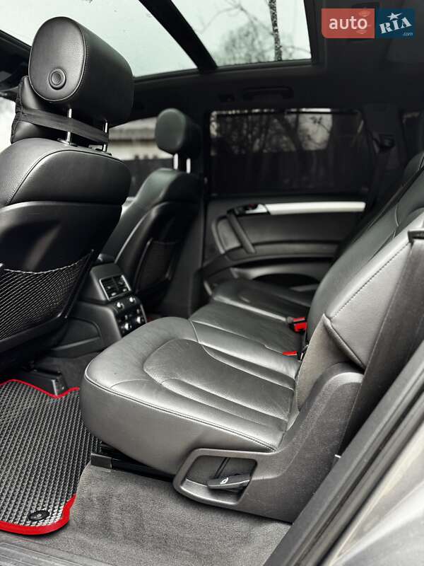 Внедорожник / Кроссовер Audi Q7 2012 в Яремче