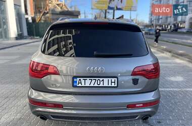 Внедорожник / Кроссовер Audi Q7 2012 в 