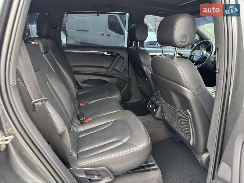 Внедорожник / Кроссовер Audi Q7 2015 в Львове