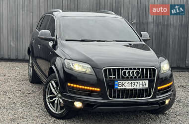 Внедорожник / Кроссовер Audi Q7 2013 в 