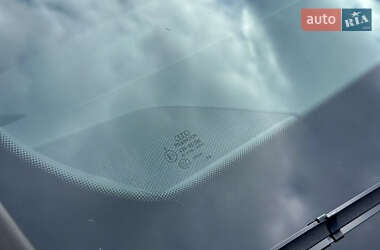 Внедорожник / Кроссовер Audi Q7 2016 в 