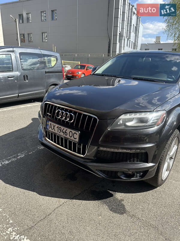 Внедорожник / Кроссовер Audi Q7 2014 в Харькове