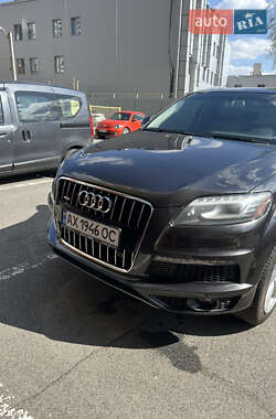 Внедорожник / Кроссовер Audi Q7 2014 в 