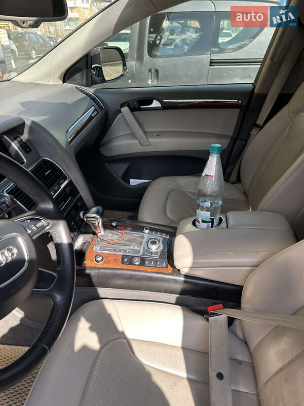 Внедорожник / Кроссовер Audi Q7 2014 в Харькове