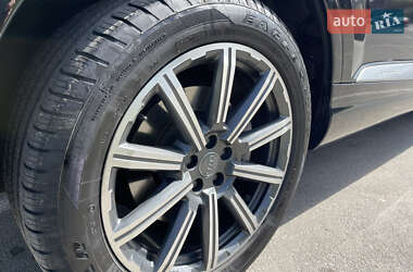 Позашляховик / Кросовер Audi Q7 2016 в 