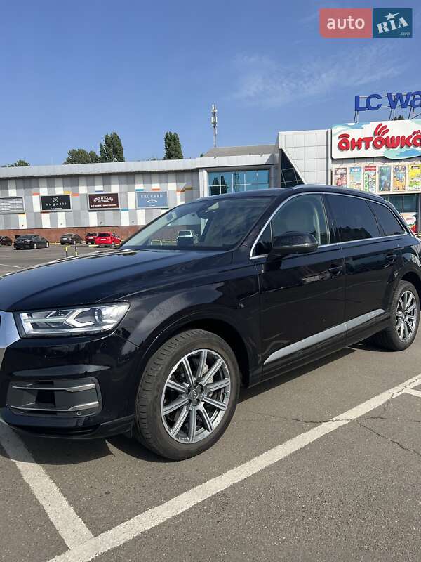 Позашляховик / Кросовер Audi Q7 2018 в Одесі