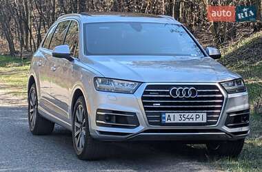 Внедорожник / Кроссовер Audi Q7 2018 в 