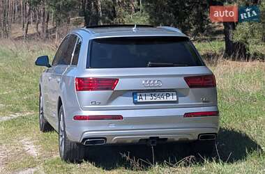 Внедорожник / Кроссовер Audi Q7 2018 в 