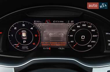 Внедорожник / Кроссовер Audi Q7 2017 в 