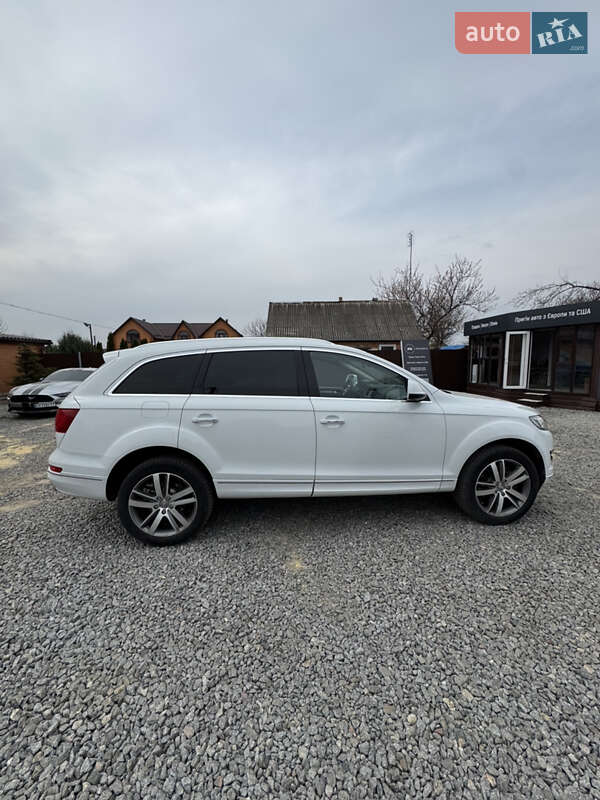 Внедорожник / Кроссовер Audi Q7 2015 в Дергачах