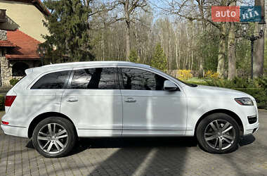 Внедорожник / Кроссовер Audi Q7 2012 в 