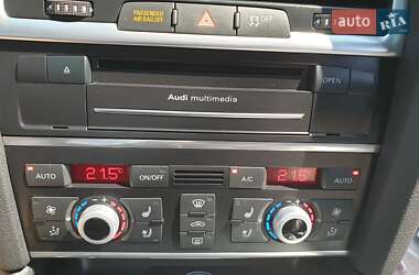 Внедорожник / Кроссовер Audi Q7 2015 в 