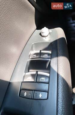 Внедорожник / Кроссовер Audi Q7 2015 в 