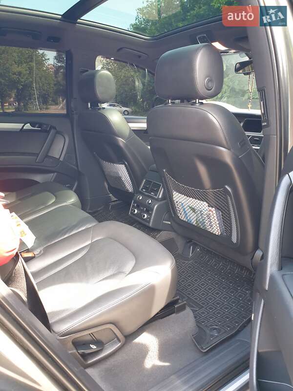 Внедорожник / Кроссовер Audi Q7 2015 в Тернополе